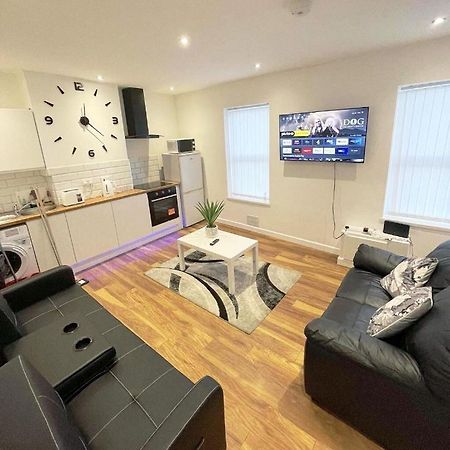 Ak Serviced Apartments - Exclusive Two-Bedroom Apartment Cardiff Eksteriør billede